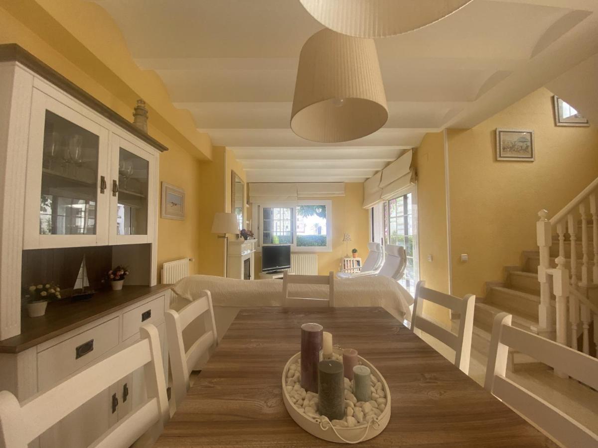 R17 Casa Merce Rodoreda Calafell Dış mekan fotoğraf
